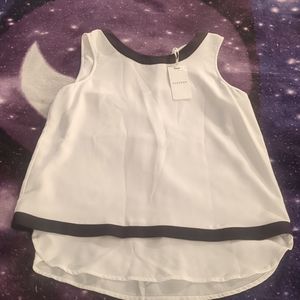 Pleione split back top NWT XS